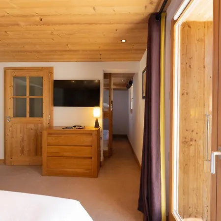 Le Flocon D'argent Hotel
