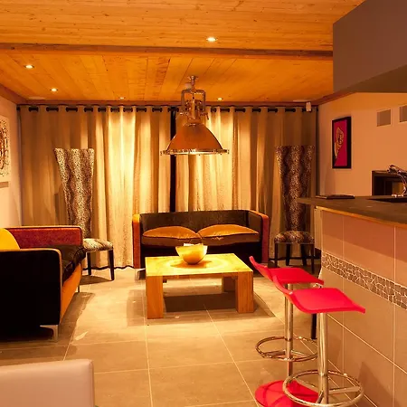 Otel Altitude *